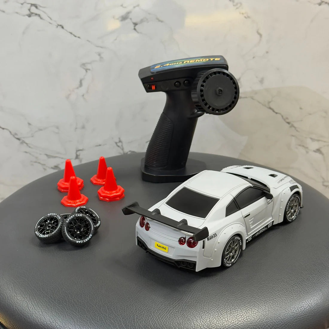 1:24 RC 20Km/h Nissan Drift Car